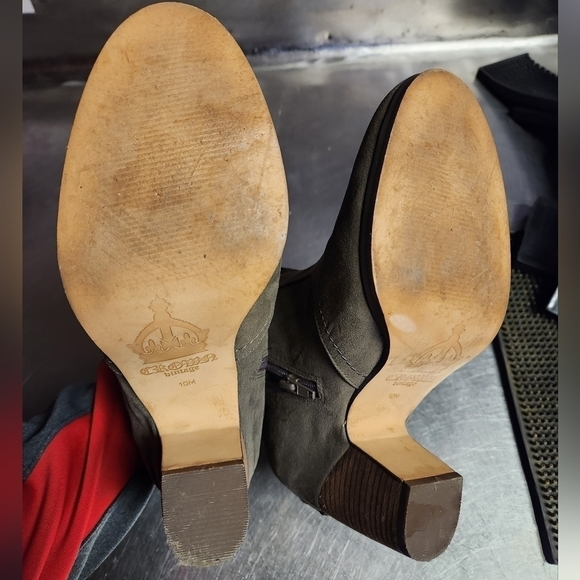 Crown Vintage Suede Ankle Boots - Picture 8 of 10